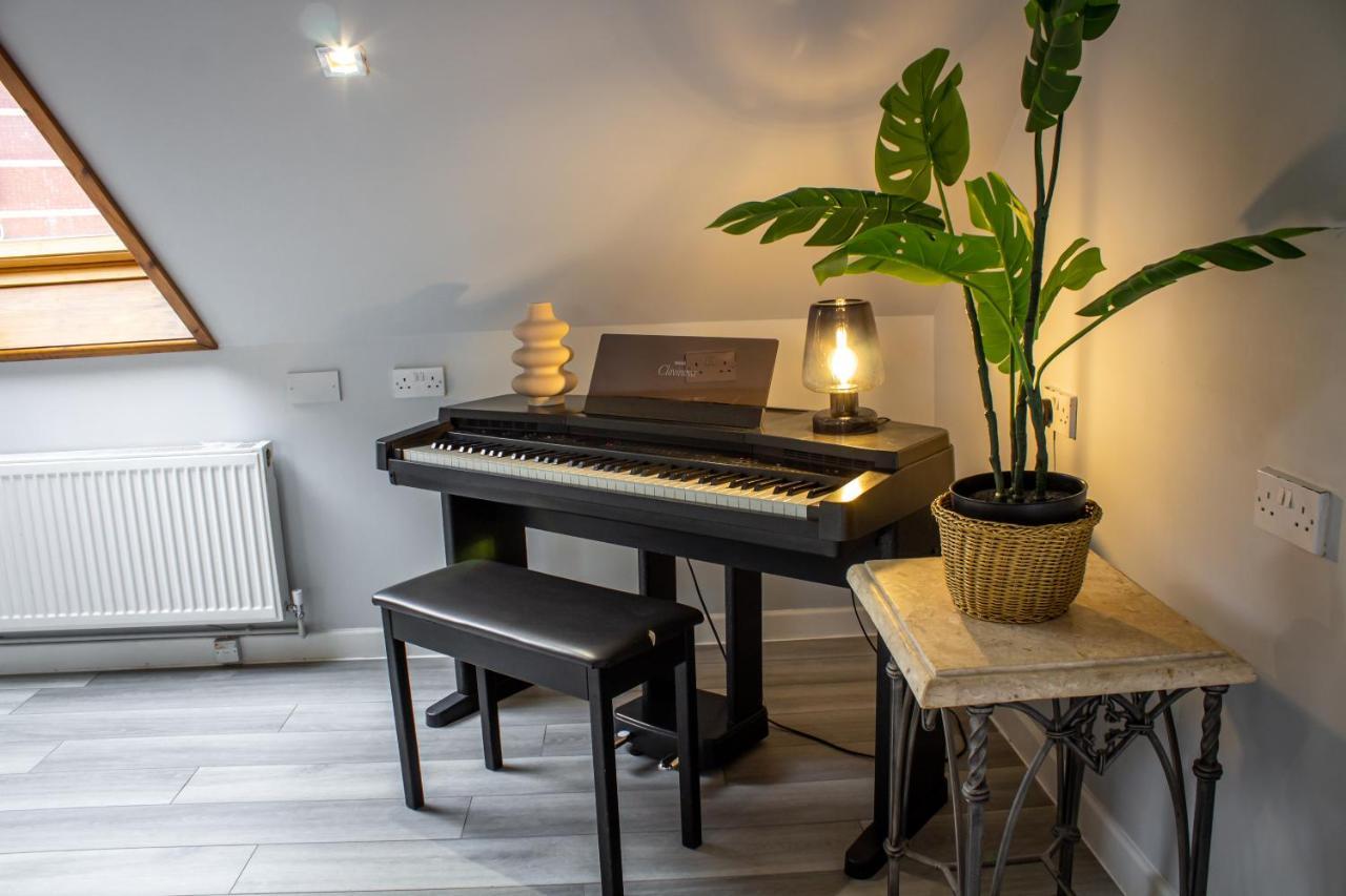 The Loft At Utopia Penthouse By M-Groupsa 斯旺西 外观 照片
