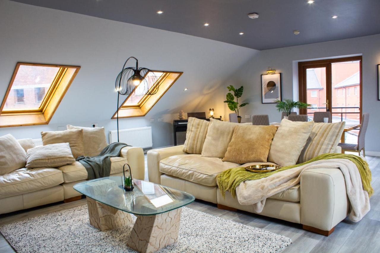 The Loft At Utopia Penthouse By M-Groupsa 斯旺西 外观 照片