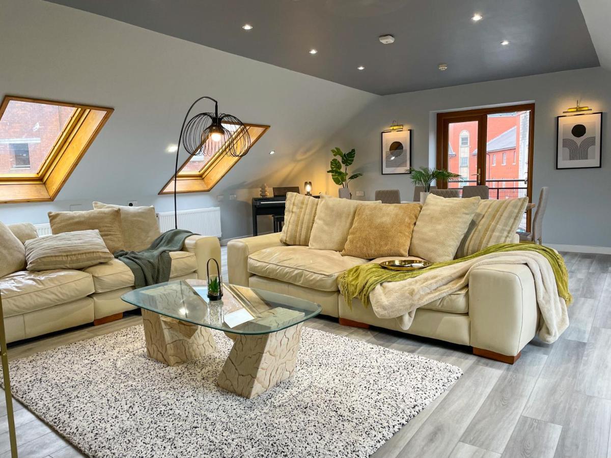 The Loft At Utopia Penthouse By M-Groupsa 斯旺西 外观 照片